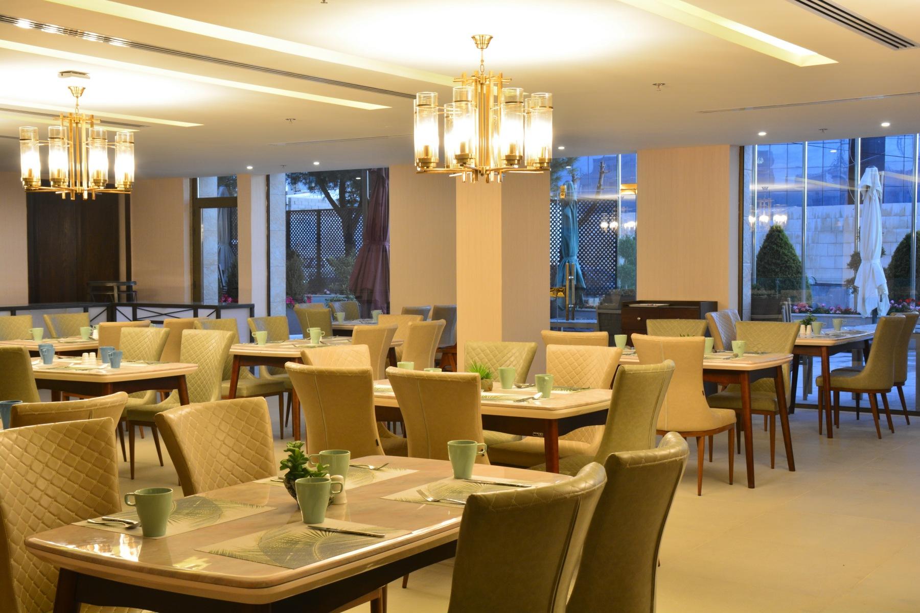 The Sanrock Hotel Amman Bagian luar foto